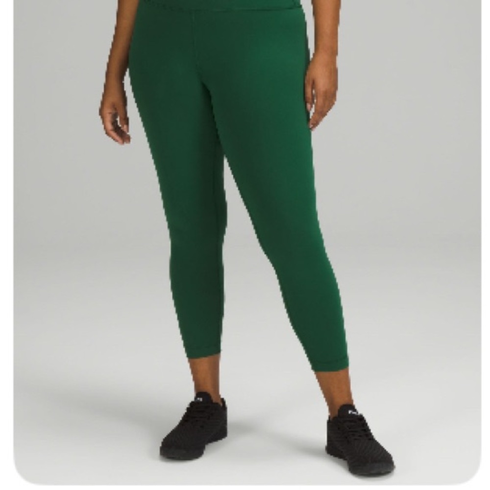 Lululemon Green Cropped Leggings